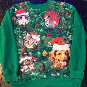 New Festive Green Christmas Sweatshirt with Cats and Dogs size large